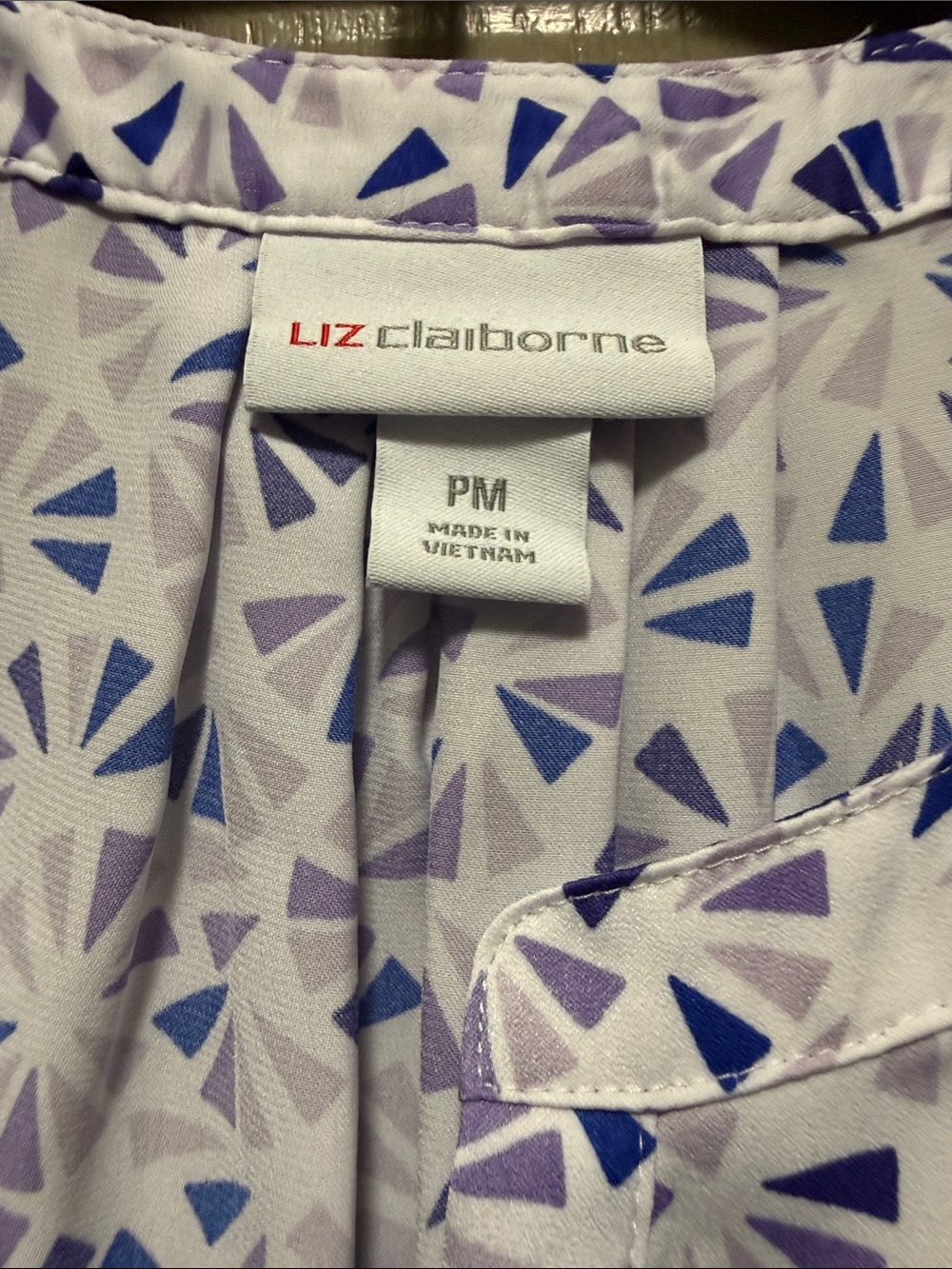 Liz Claiborne Violet, Purple& White Geometric Cap-Sleeve Blouse - Picture 3 of 4
